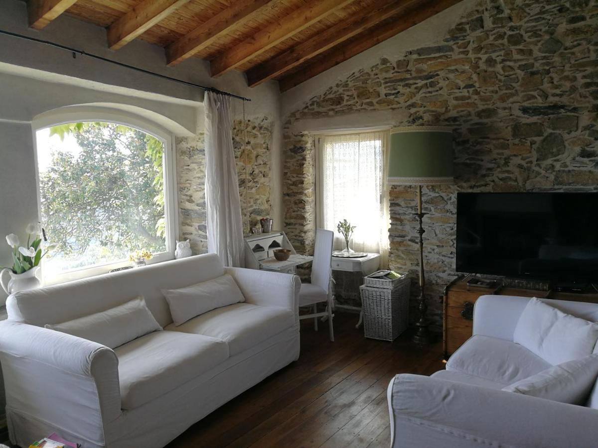 Casale Maria Mafalda Pieve di Teco ภายนอก รูปภาพ