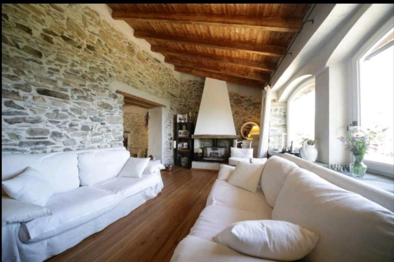 Casale Maria Mafalda Pieve di Teco ภายนอก รูปภาพ